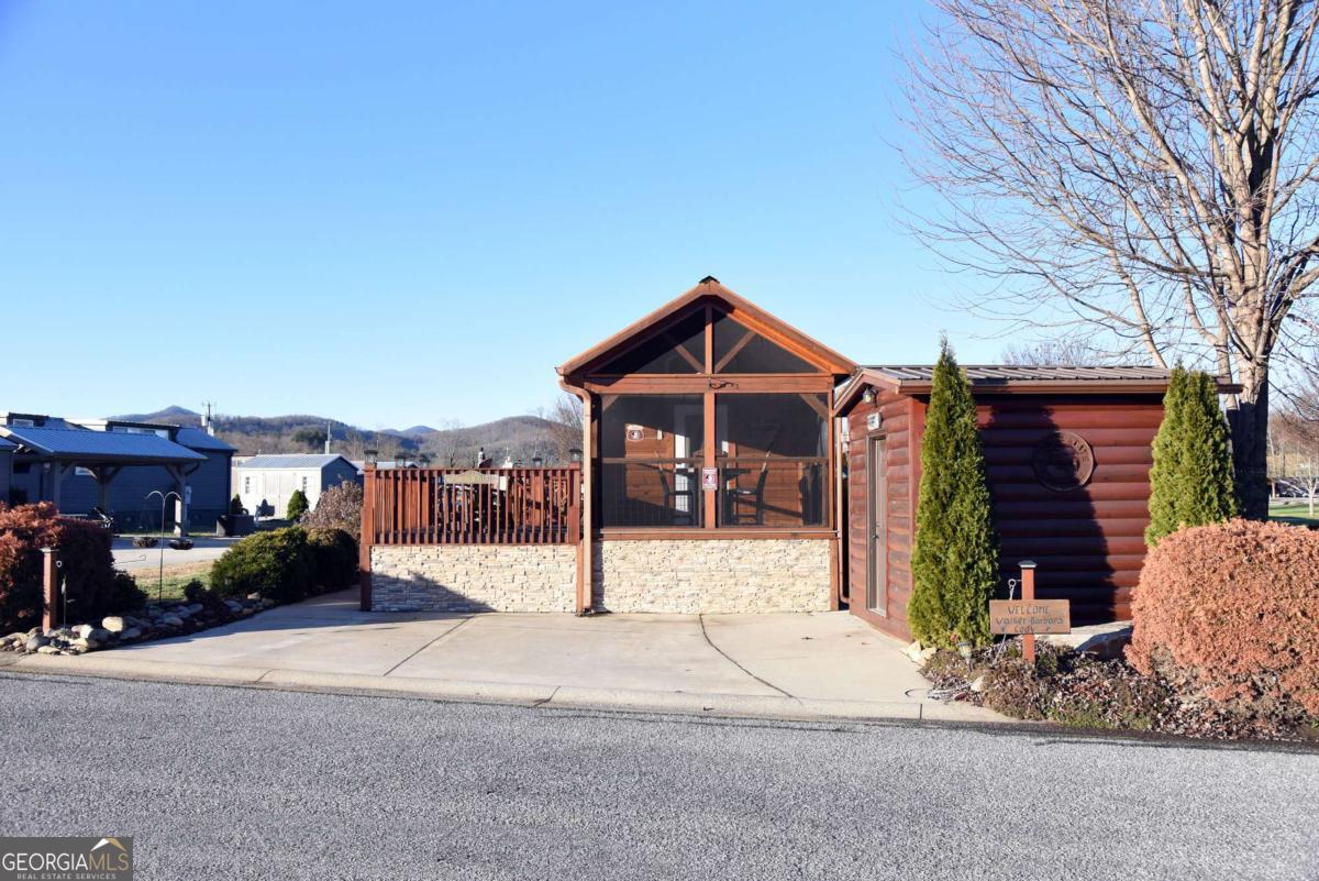 52 Foggy Mountain Road Blairsville GA 30512