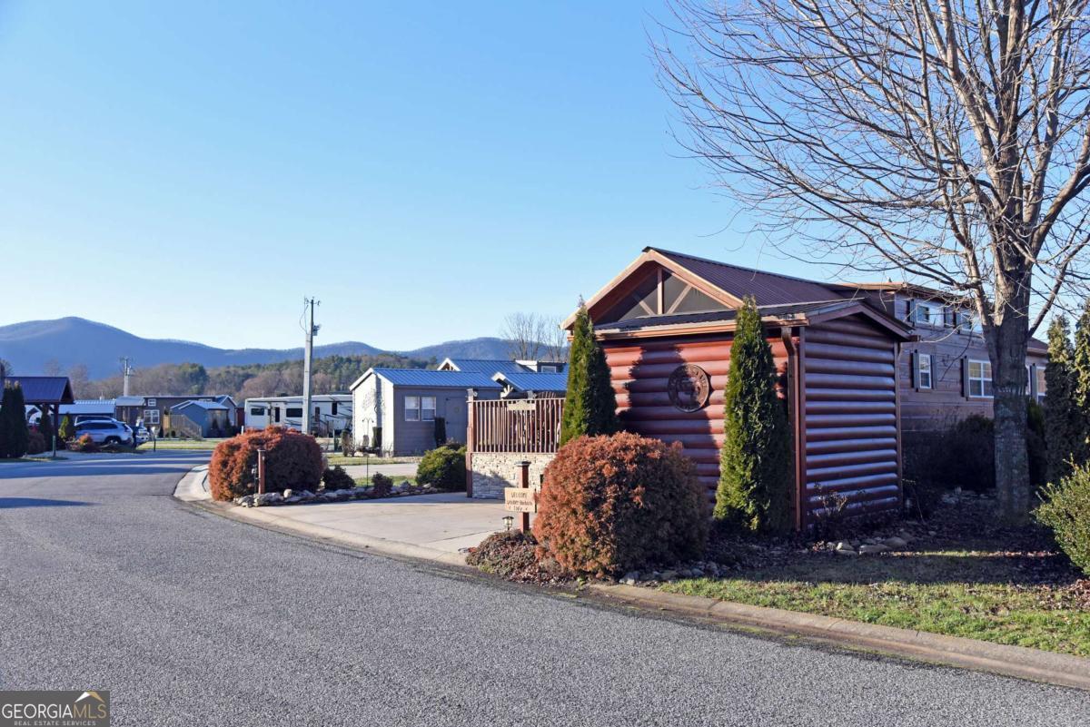 52 Foggy Mountain Road Blairsville GA 30512