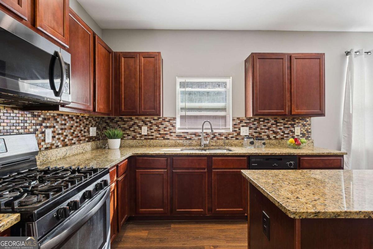 78 Valley Brook Court Dallas GA 30132