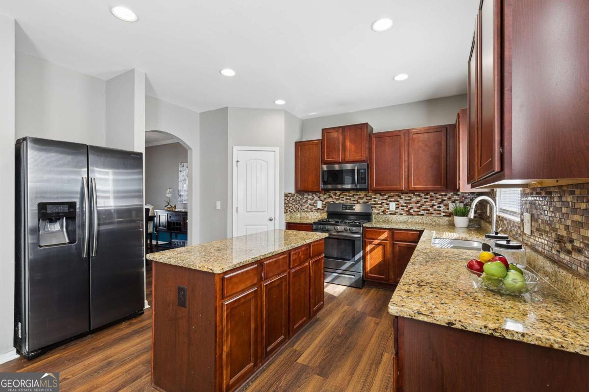 78 Valley Brook Court Dallas GA 30132