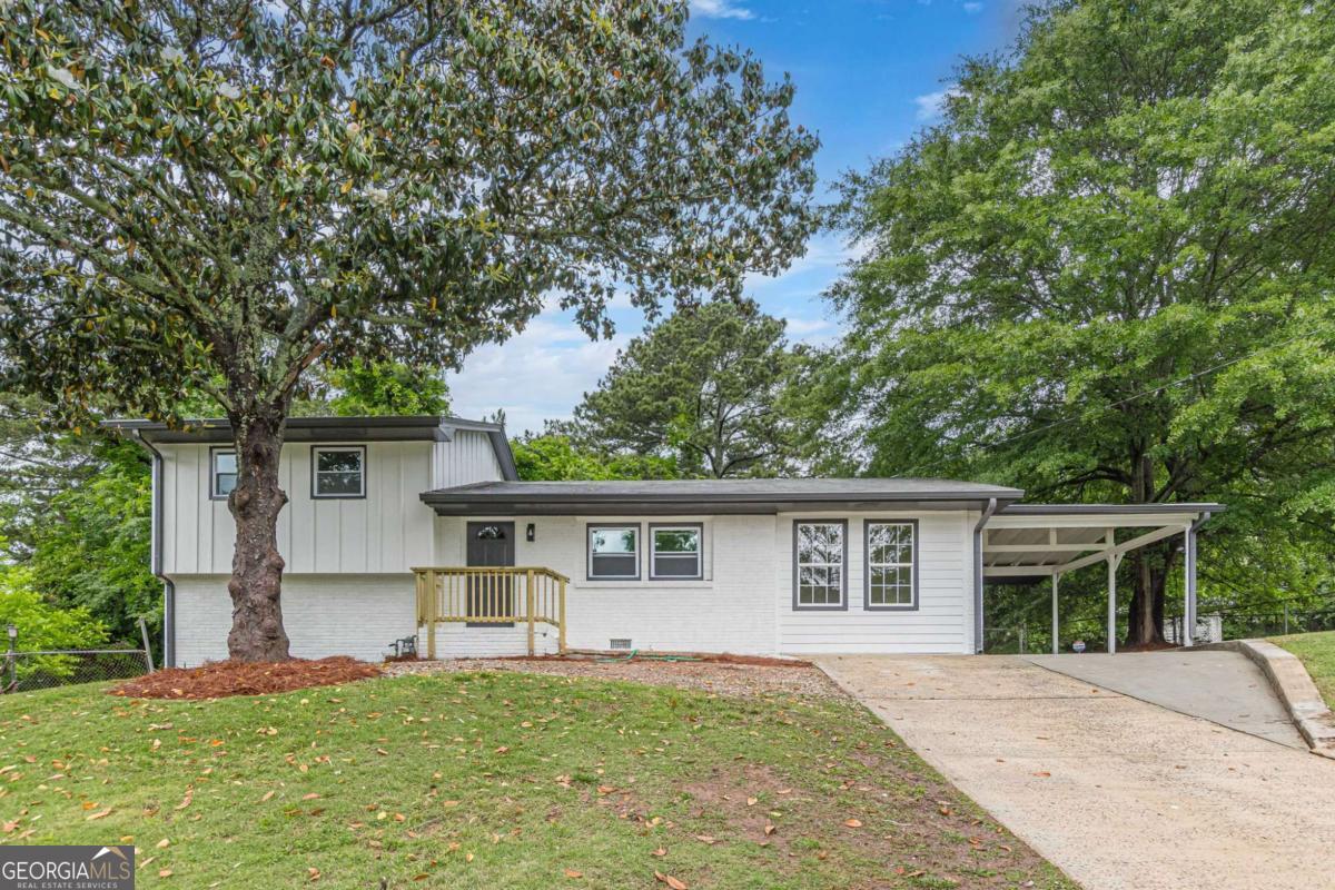 8285 Hemlock Drive Jonesboro GA 30238