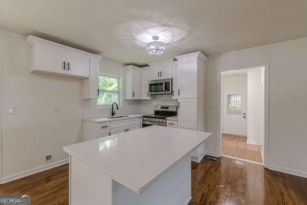 8285 Hemlock Drive Jonesboro GA 30238