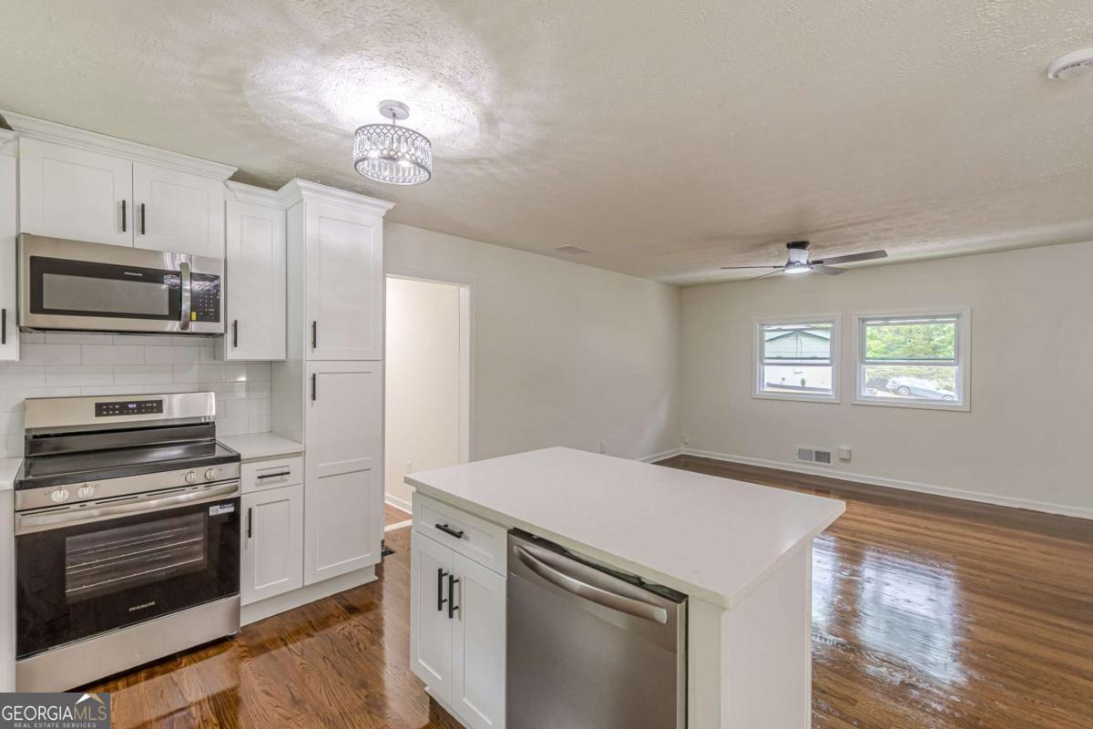 8285 Hemlock Drive Jonesboro GA 30238