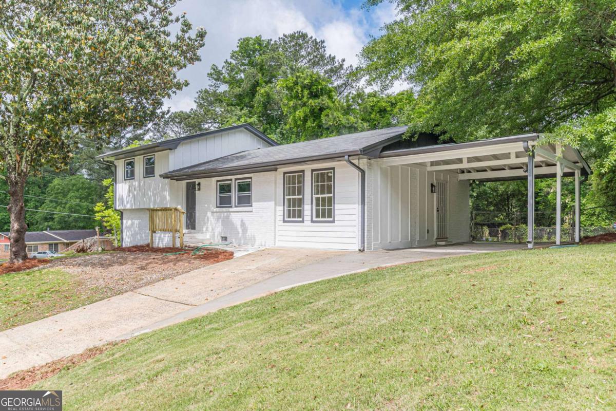 8285 Hemlock Drive Jonesboro GA 30238