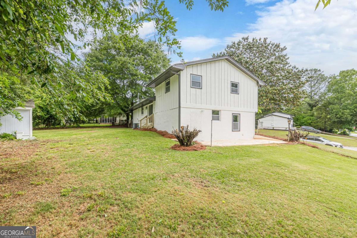 8285 Hemlock Drive Jonesboro GA 30238