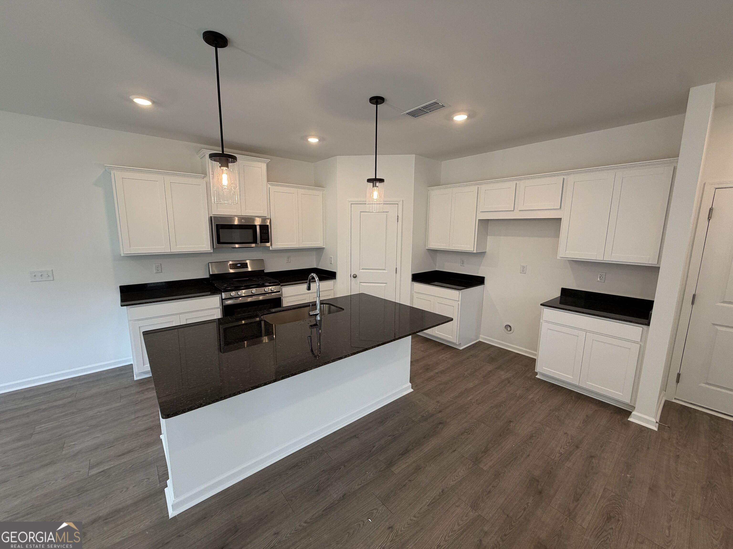 307 Remford Way Euharlee GA 30145