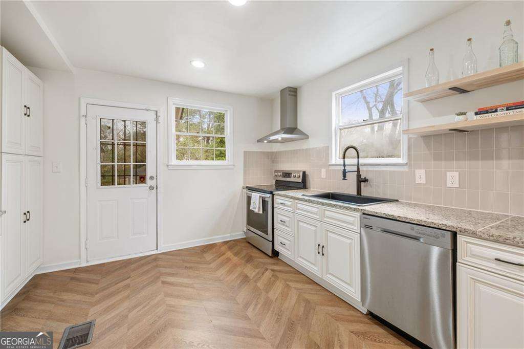 1649 Beecher Street SW Atlanta GA 30310