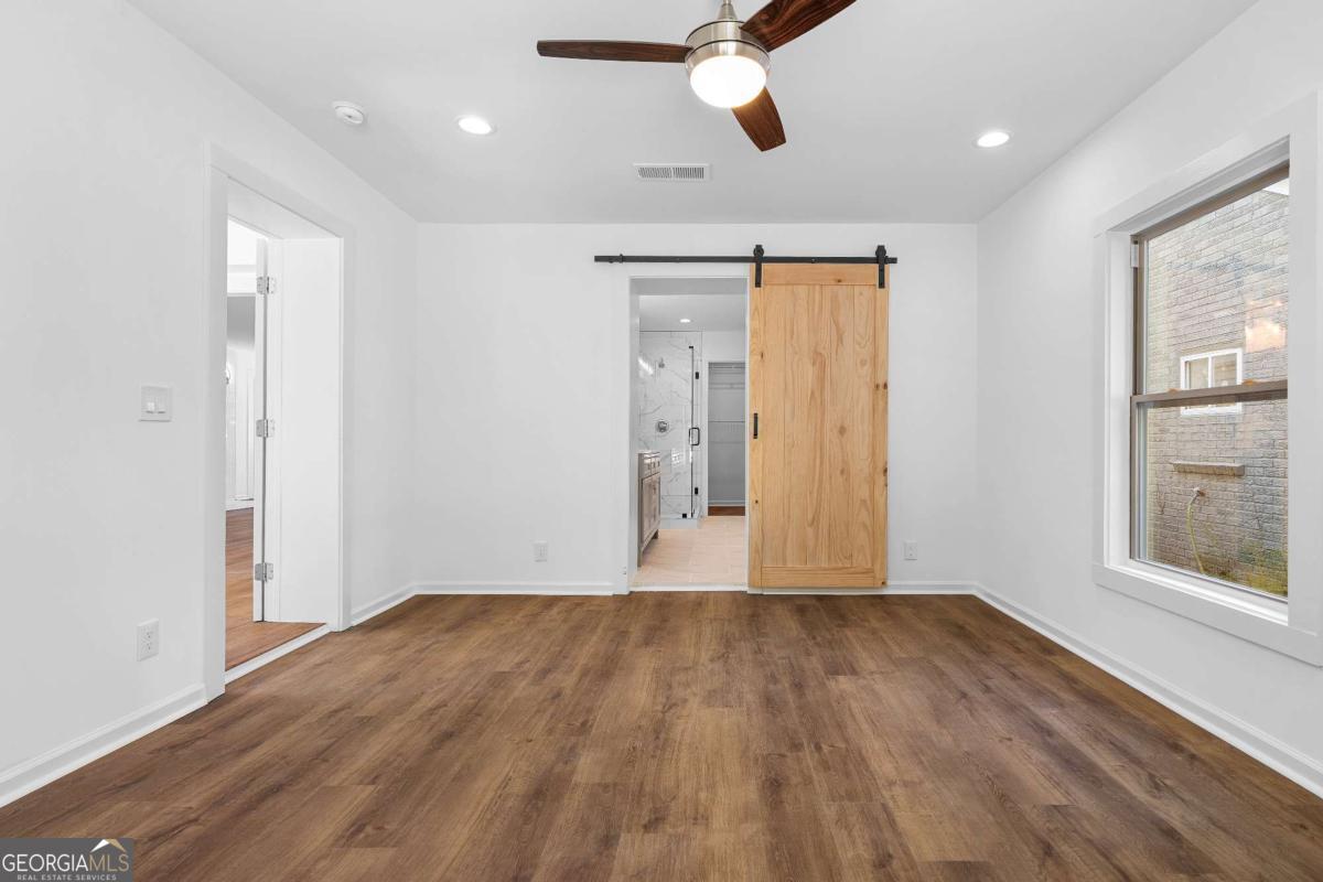 1689 Derry Avenue SW Atlanta GA 30310
