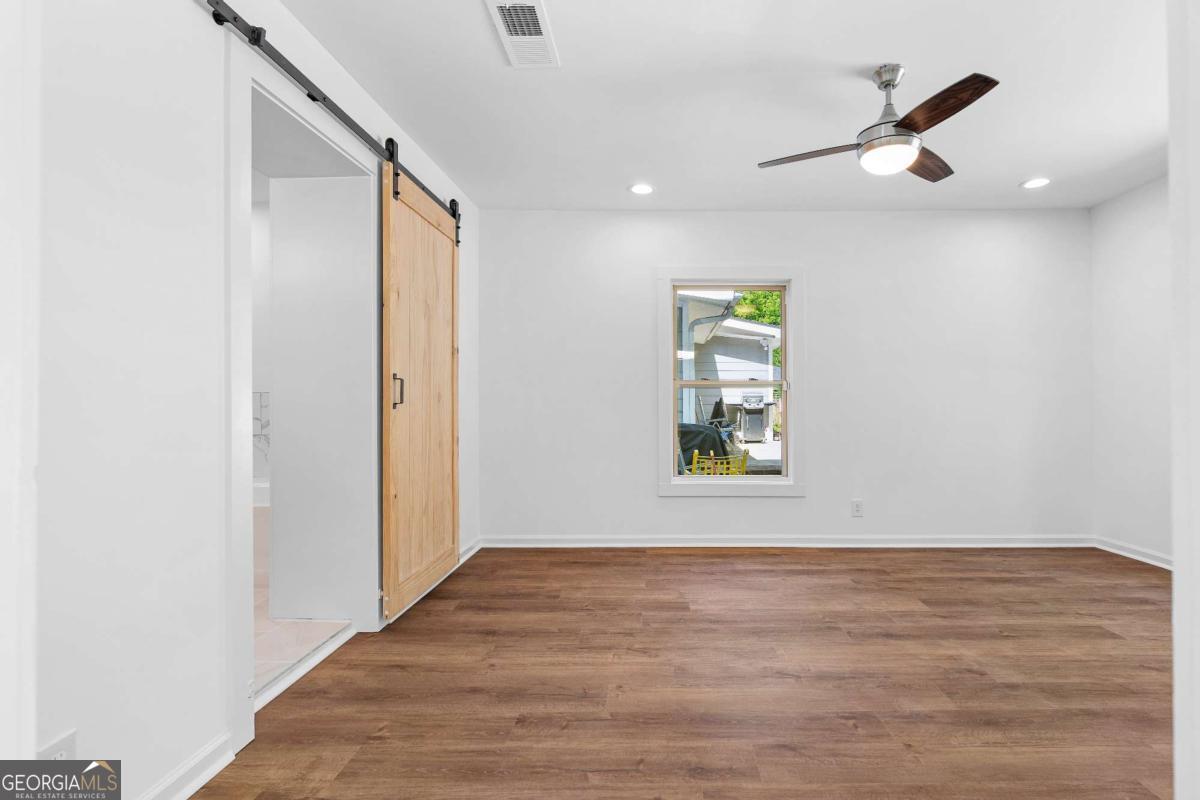 1689 Derry Avenue SW Atlanta GA 30310