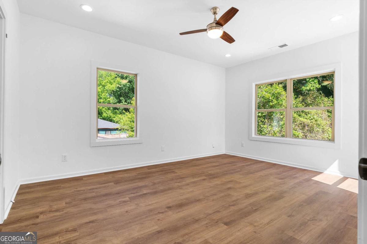 1689 Derry Avenue SW Atlanta GA 30310