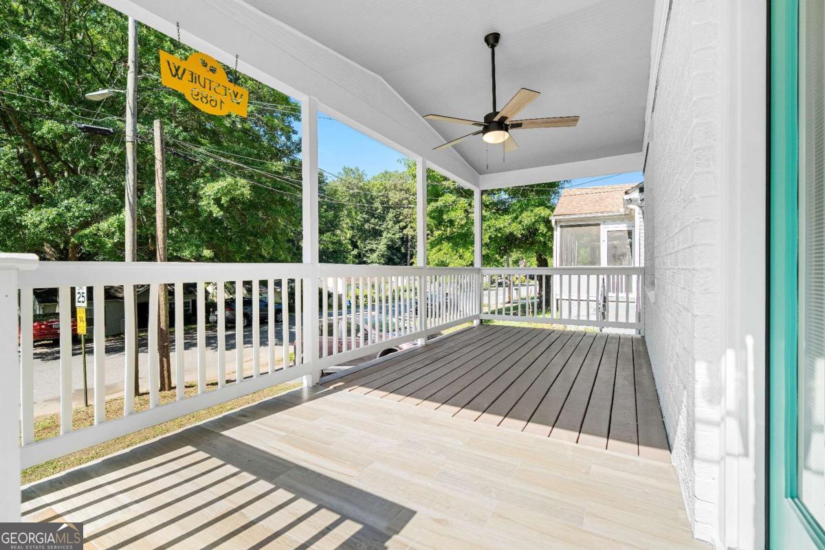 1689 Derry Avenue SW Atlanta GA 30310