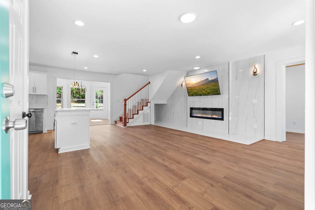 1689 Derry Avenue SW Atlanta GA 30310