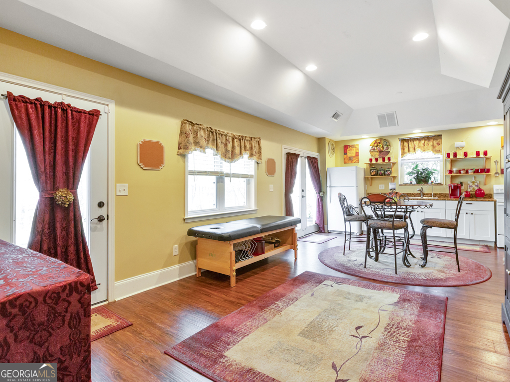 31 Fawn Lake Trail NE White GA 30184