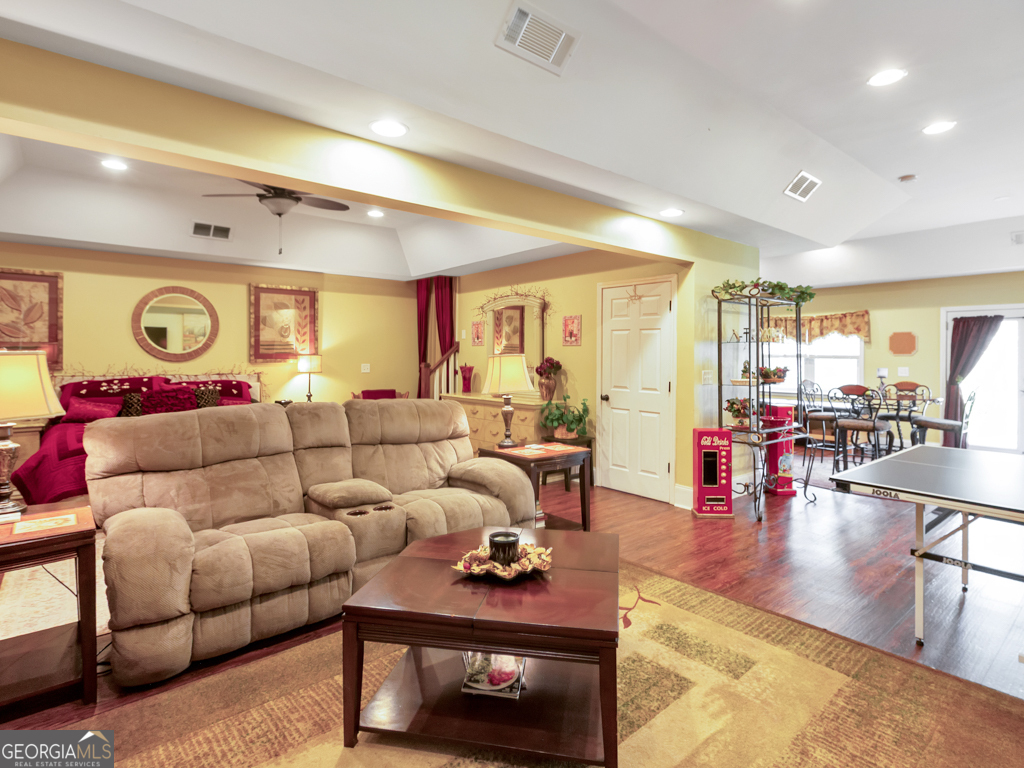 31 Fawn Lake Trail NE White GA 30184