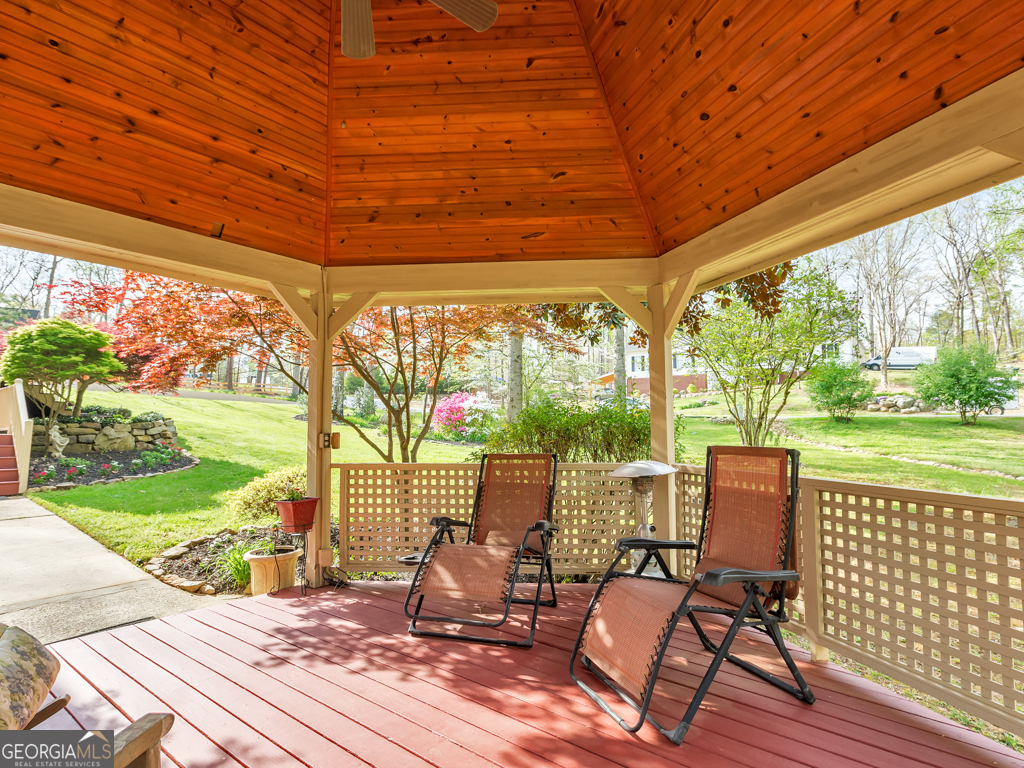 31 Fawn Lake Trail NE White GA 30184