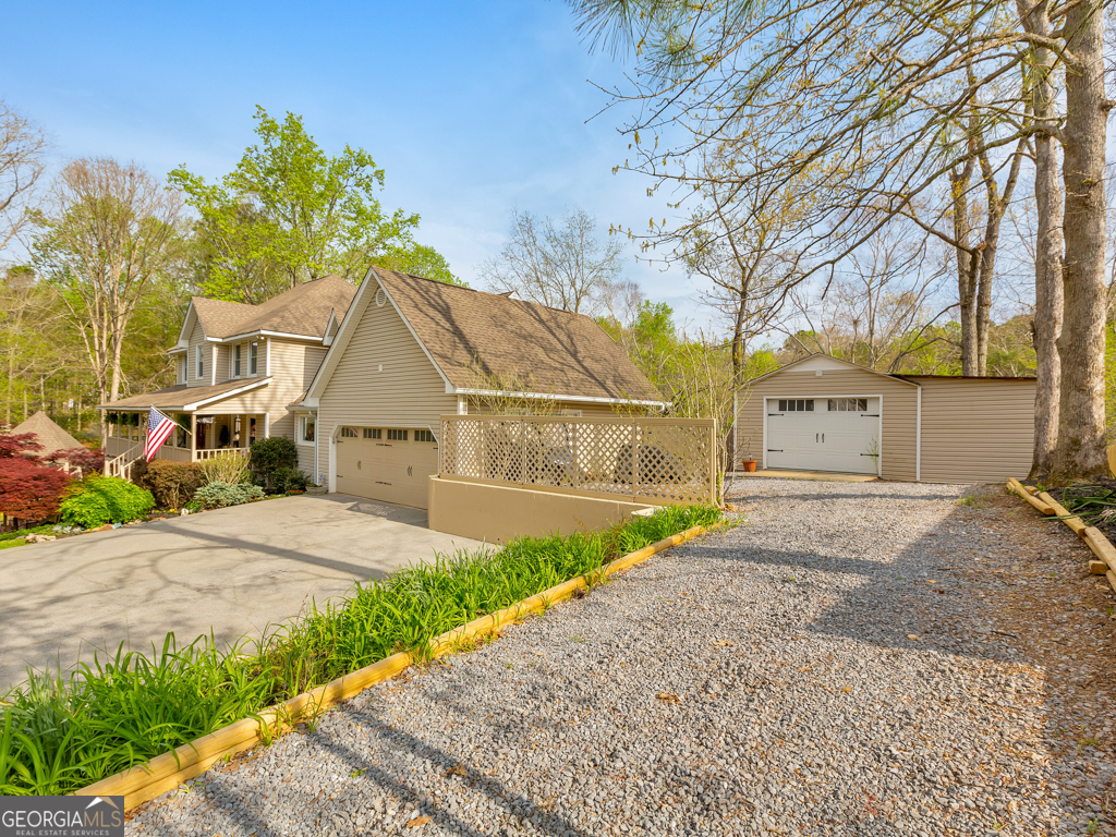 31 Fawn Lake Trail NE White GA 30184