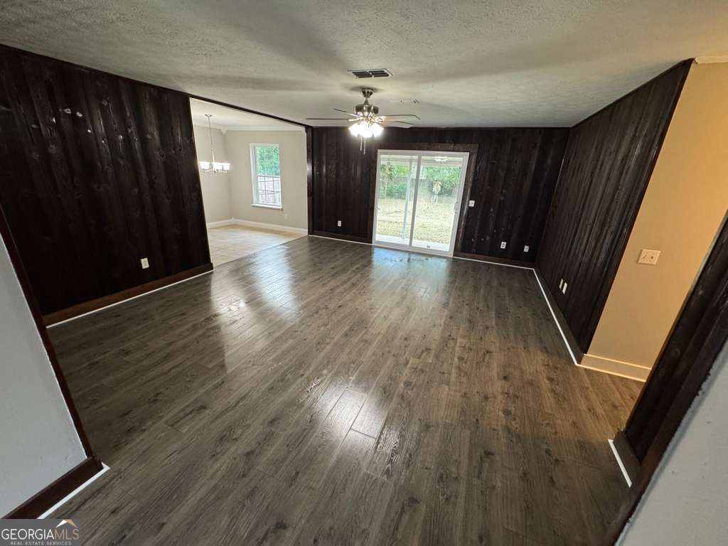 1621 Meadowood Drive Waycross GA 31503