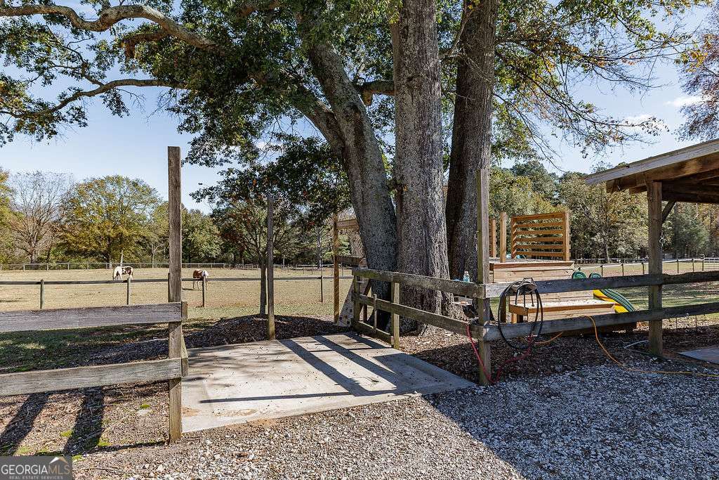 1410 Old Bishop Road Bishop GA 30621