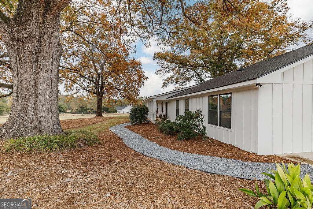1410 Old Bishop Road Bishop GA 30621