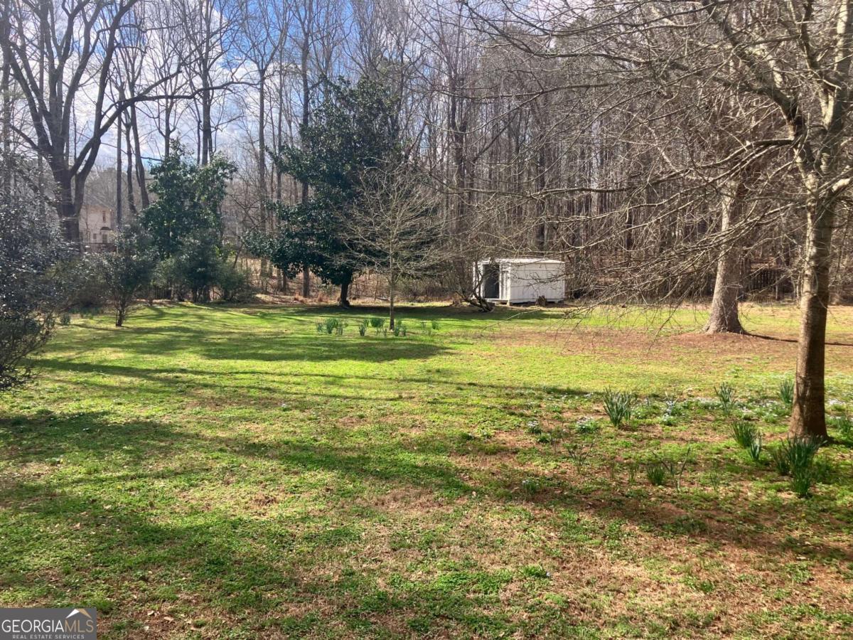 215 Brookwood Lane Fayetteville GA 30215