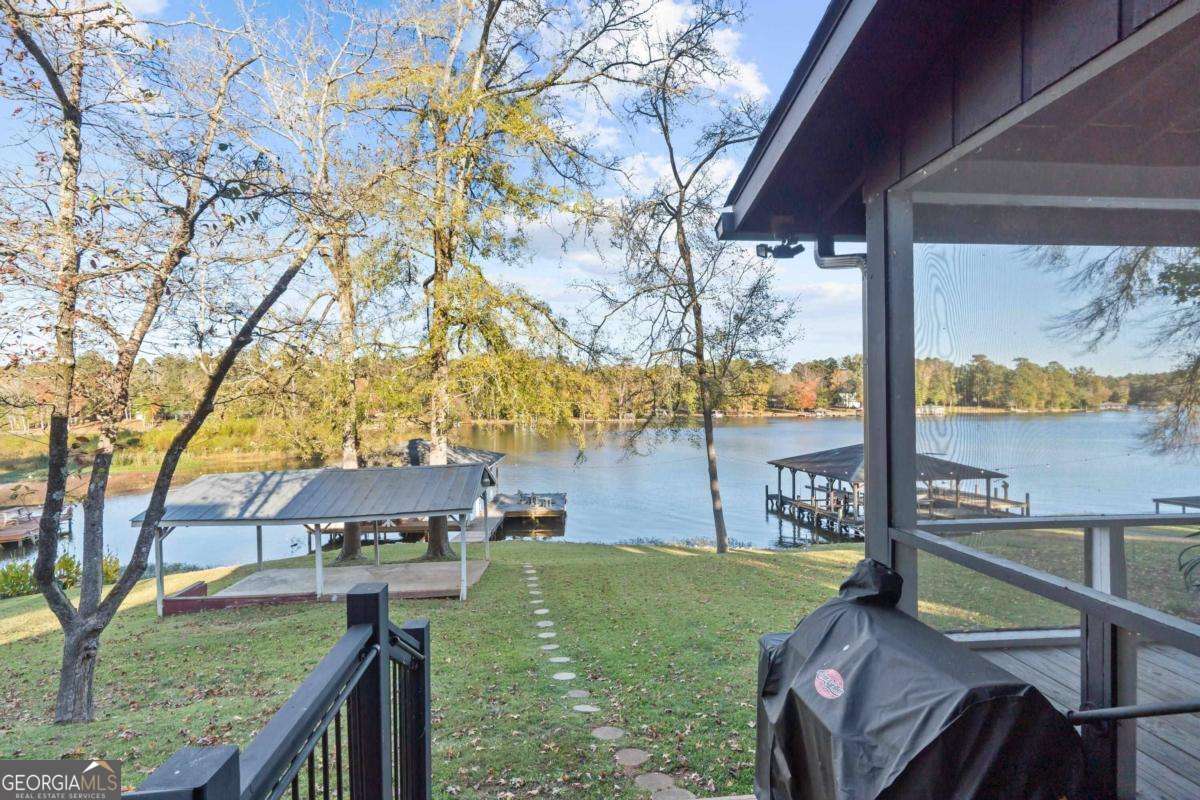 107 Flatrock Circle Eatonton GA 31024
