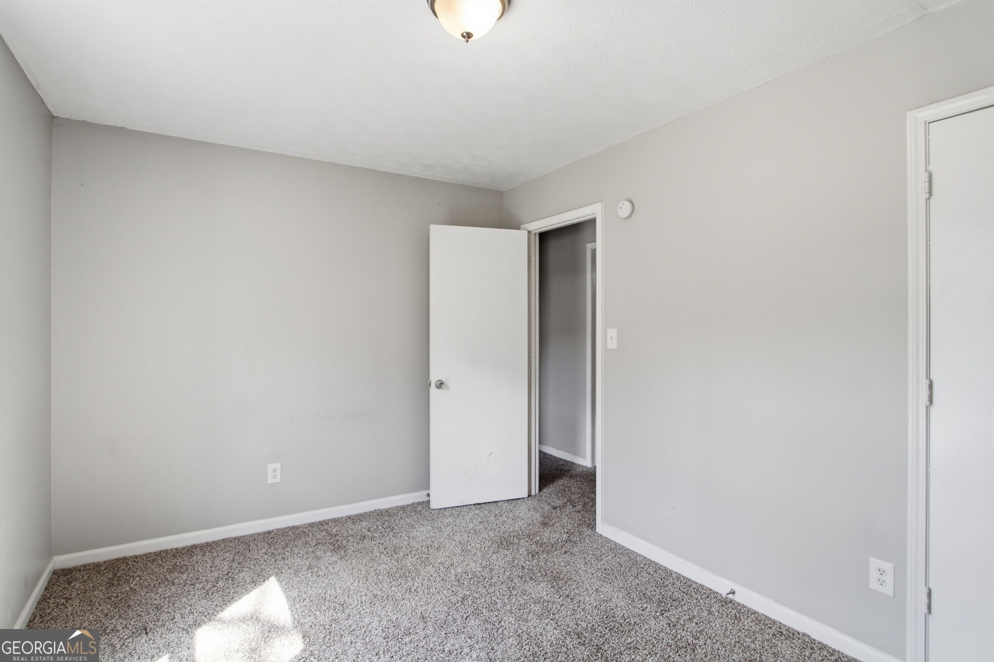 3292 Mixon Way Stone Mountain GA 30087