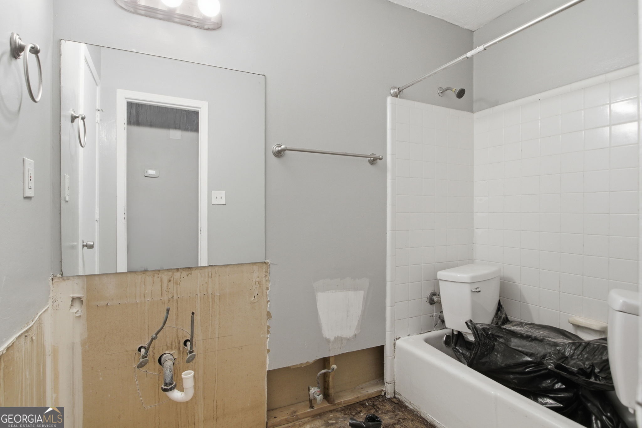 3292 Mixon Way Stone Mountain GA 30087