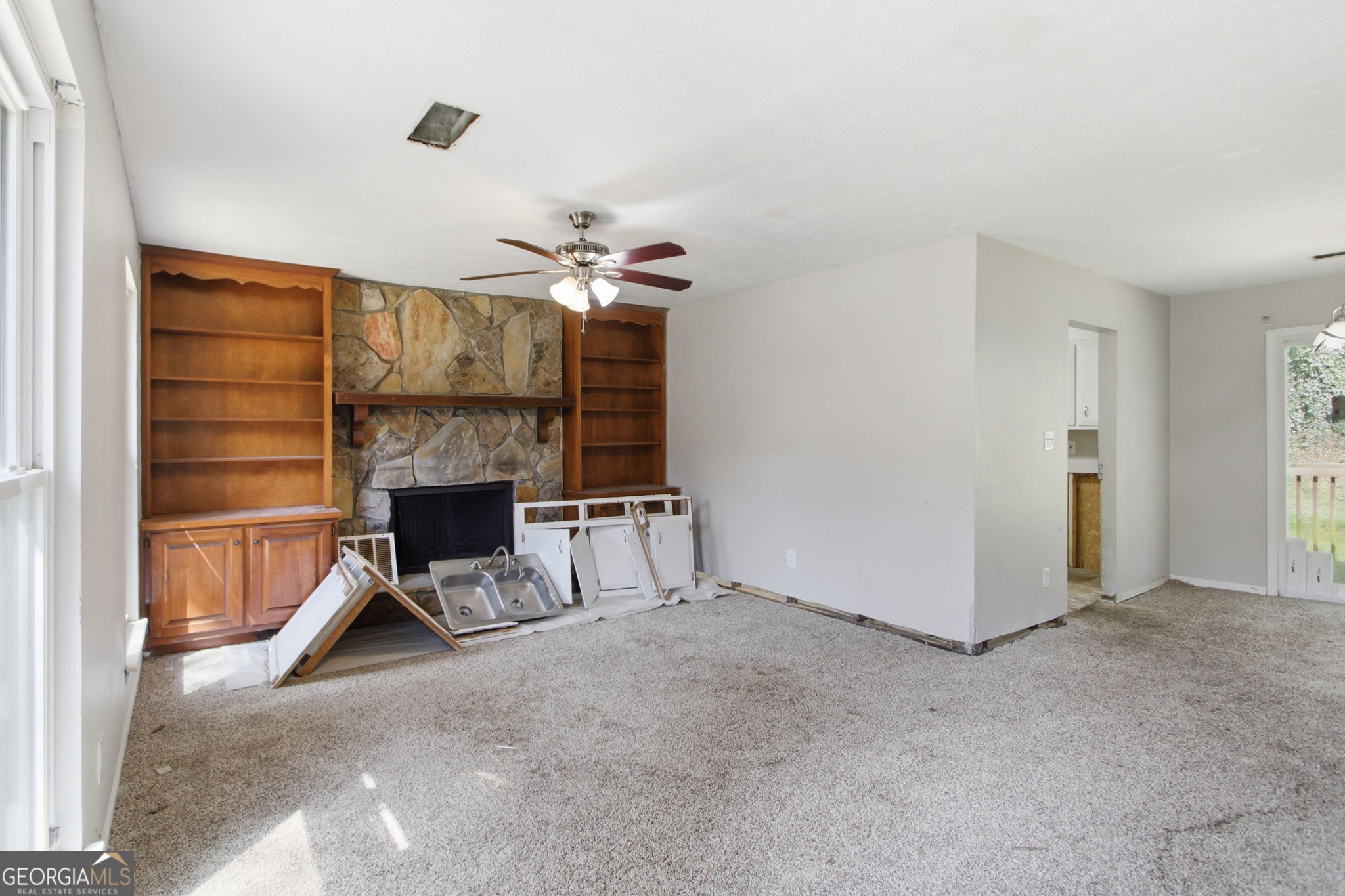 3292 Mixon Way Stone Mountain GA 30087