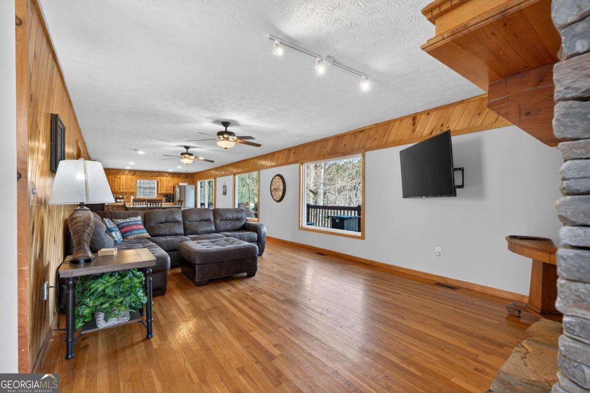 271 Zane Drive Ellijay GA 30540