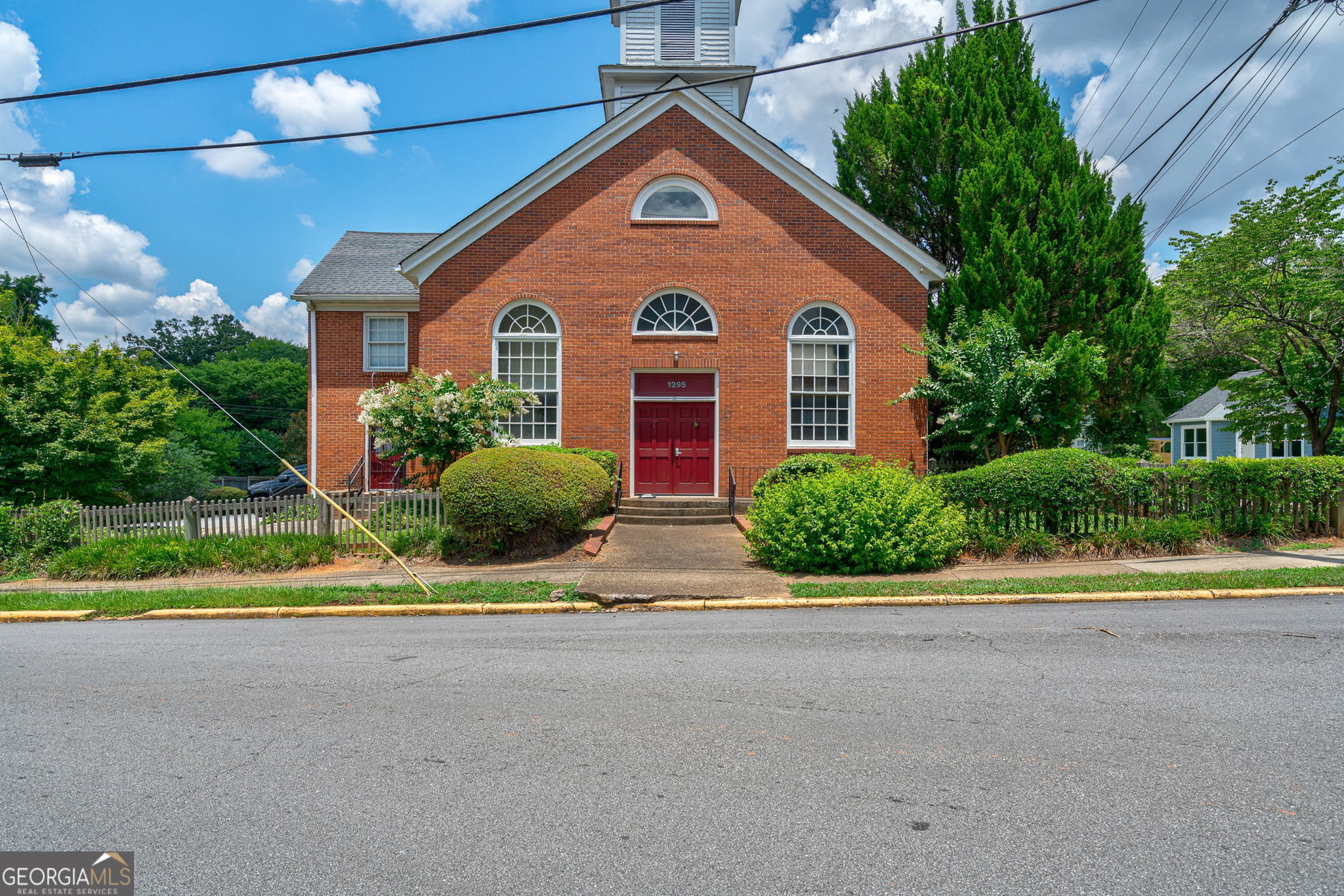 1295 E Broad Street Athens GA 30601
