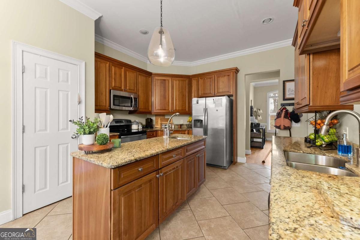 318 Waterford Circle Cornelia GA 30531