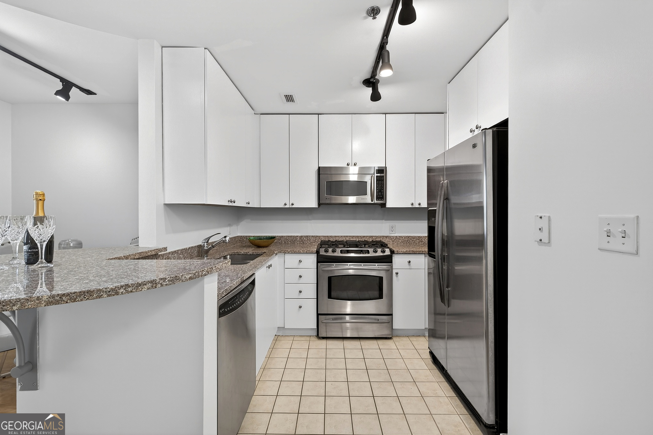 3338 Peachtree Road NE Atlanta GA 30326