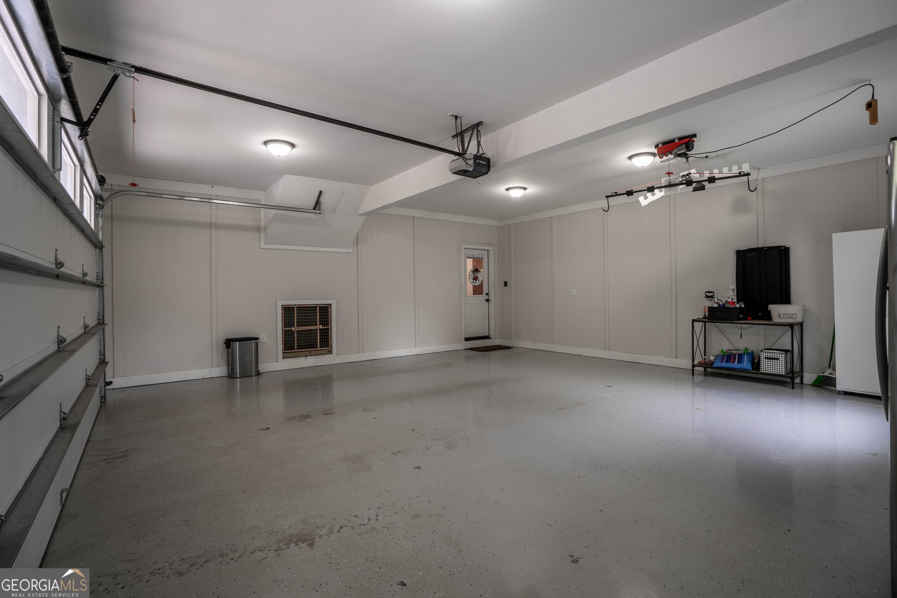 7625 W County Line Road Lula GA 30554