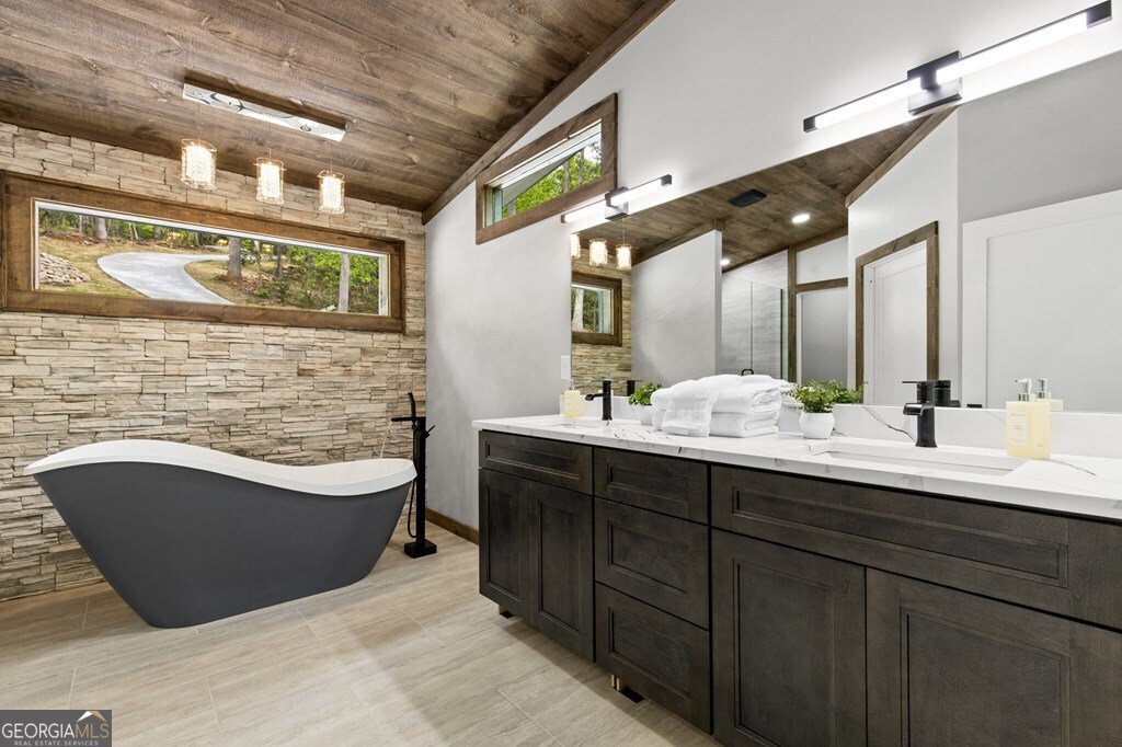 148 Brookwood Drive Blue Ridge GA 30513