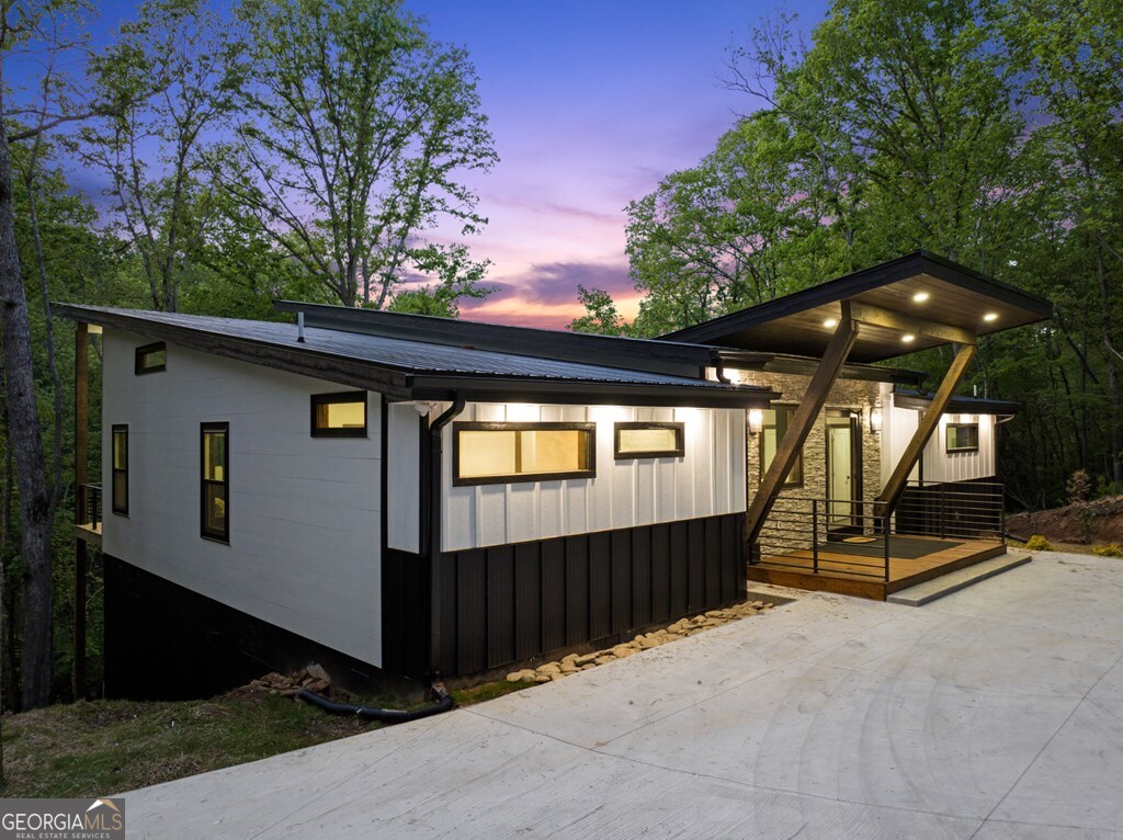 148 Brookwood Drive Blue Ridge GA 30513