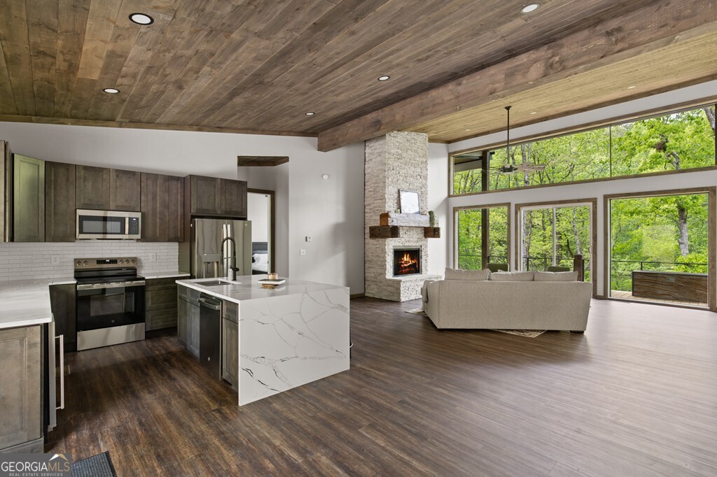 148 Brookwood Drive Blue Ridge GA 30513