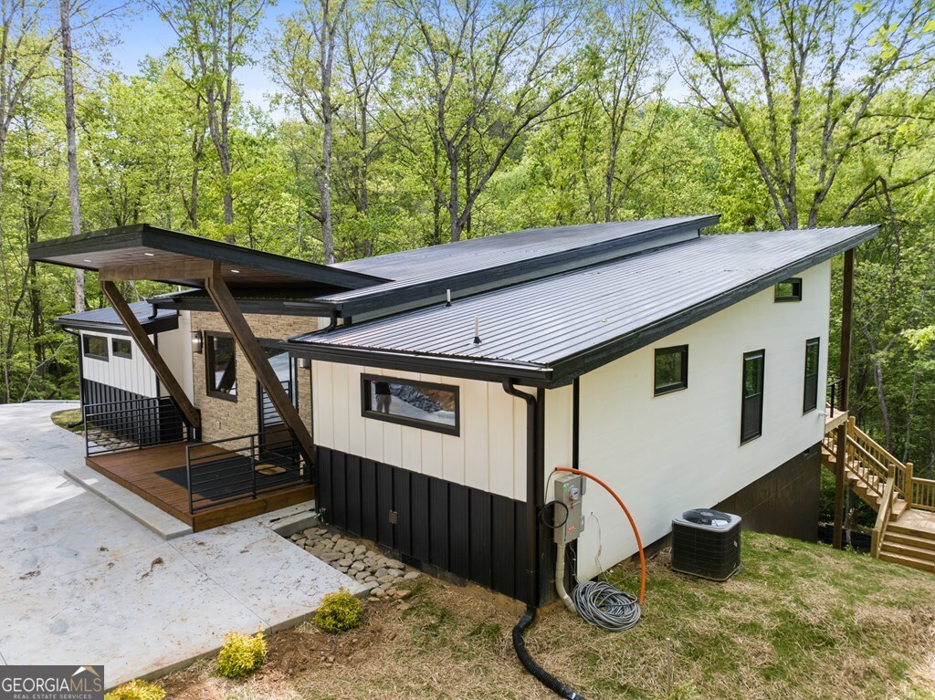 148 Brookwood Drive Blue Ridge GA 30513