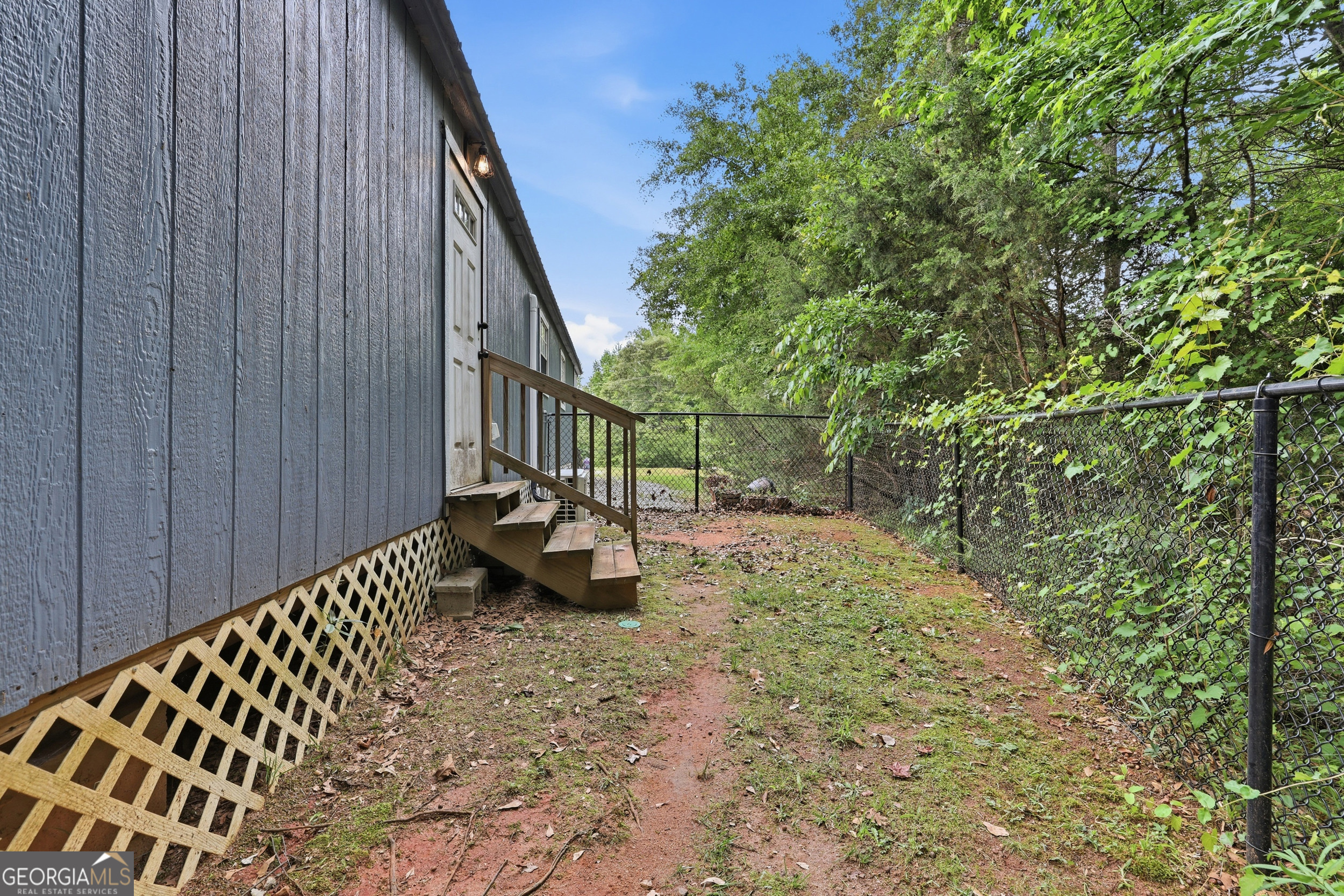 101 Siesta Lane Lavonia GA 30553