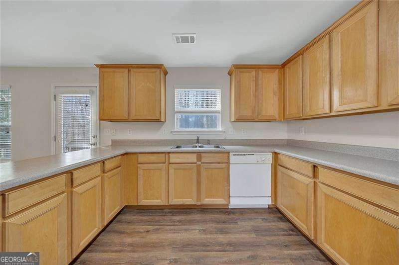 150 Hidden Lake Circle Canton GA 30114