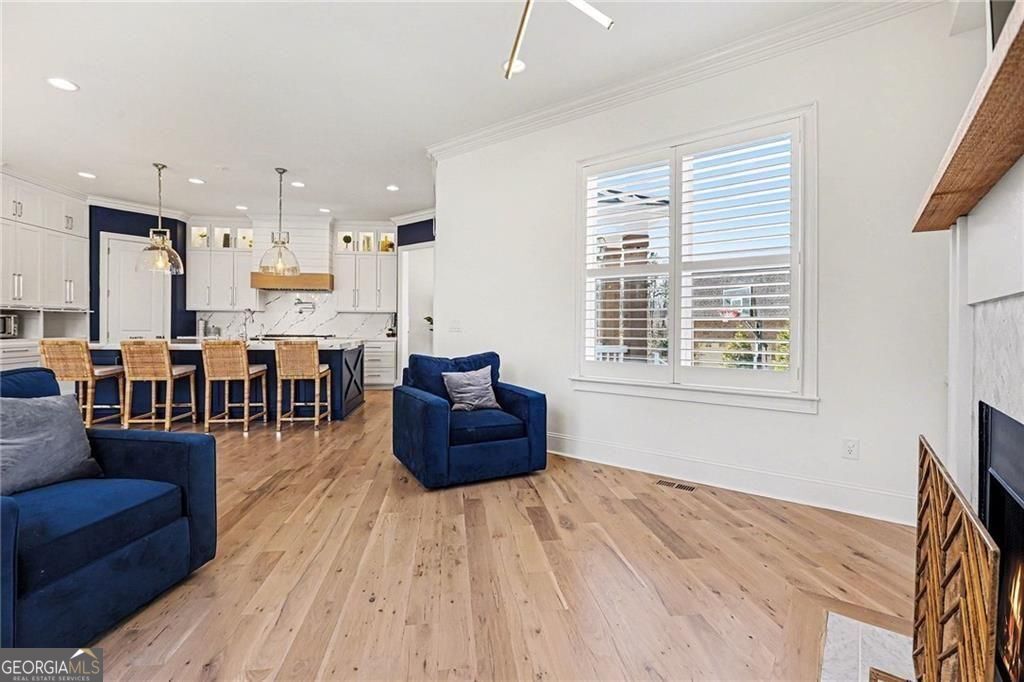 1895 Henley Way Alpharetta GA 30009
