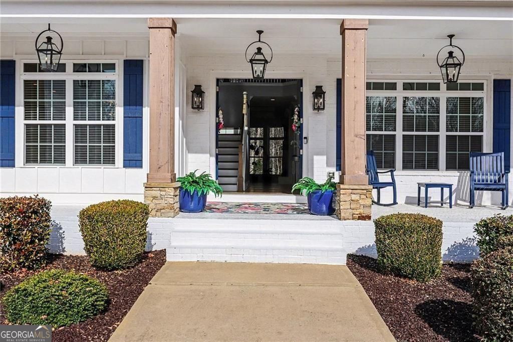 1895 Henley Way Alpharetta GA 30009