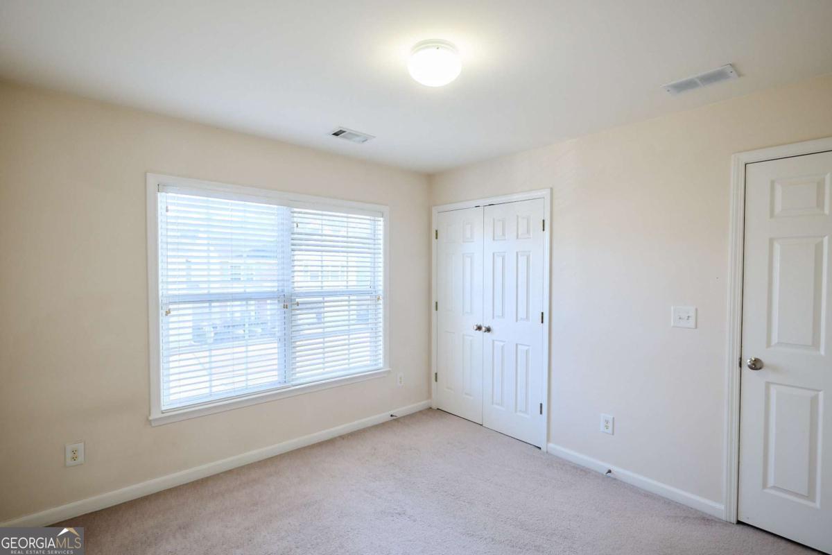 1622 Hemburg Trace Kennesaw GA 30144