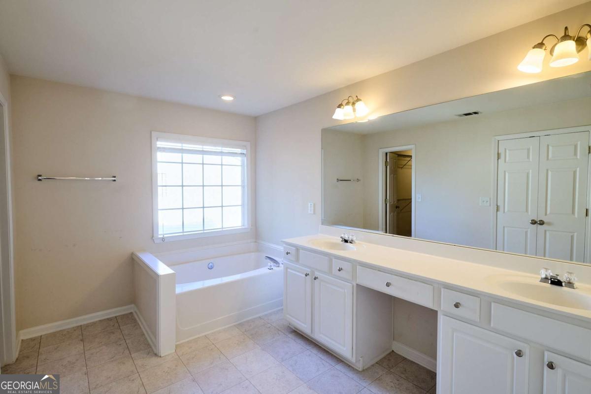 1622 Hemburg Trace Kennesaw GA 30144