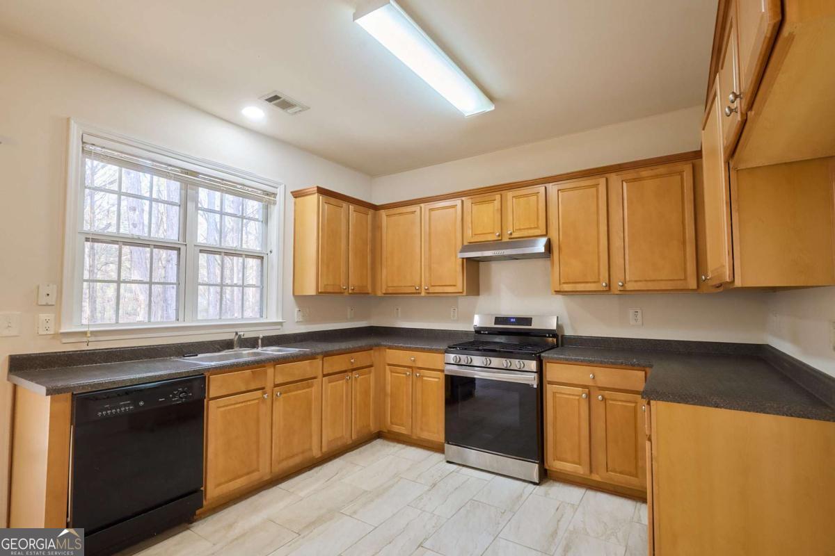 1622 Hemburg Trace Kennesaw GA 30144