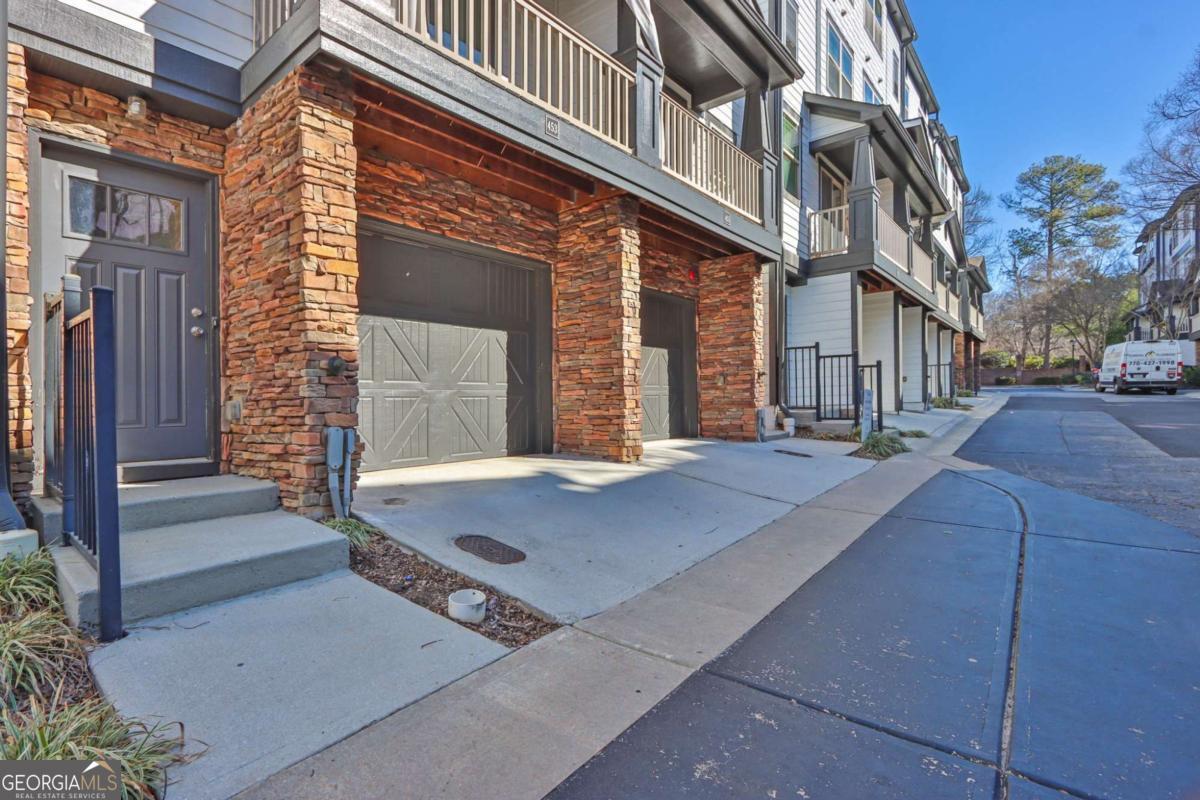 215 Semel Drive NW Atlanta GA 30309