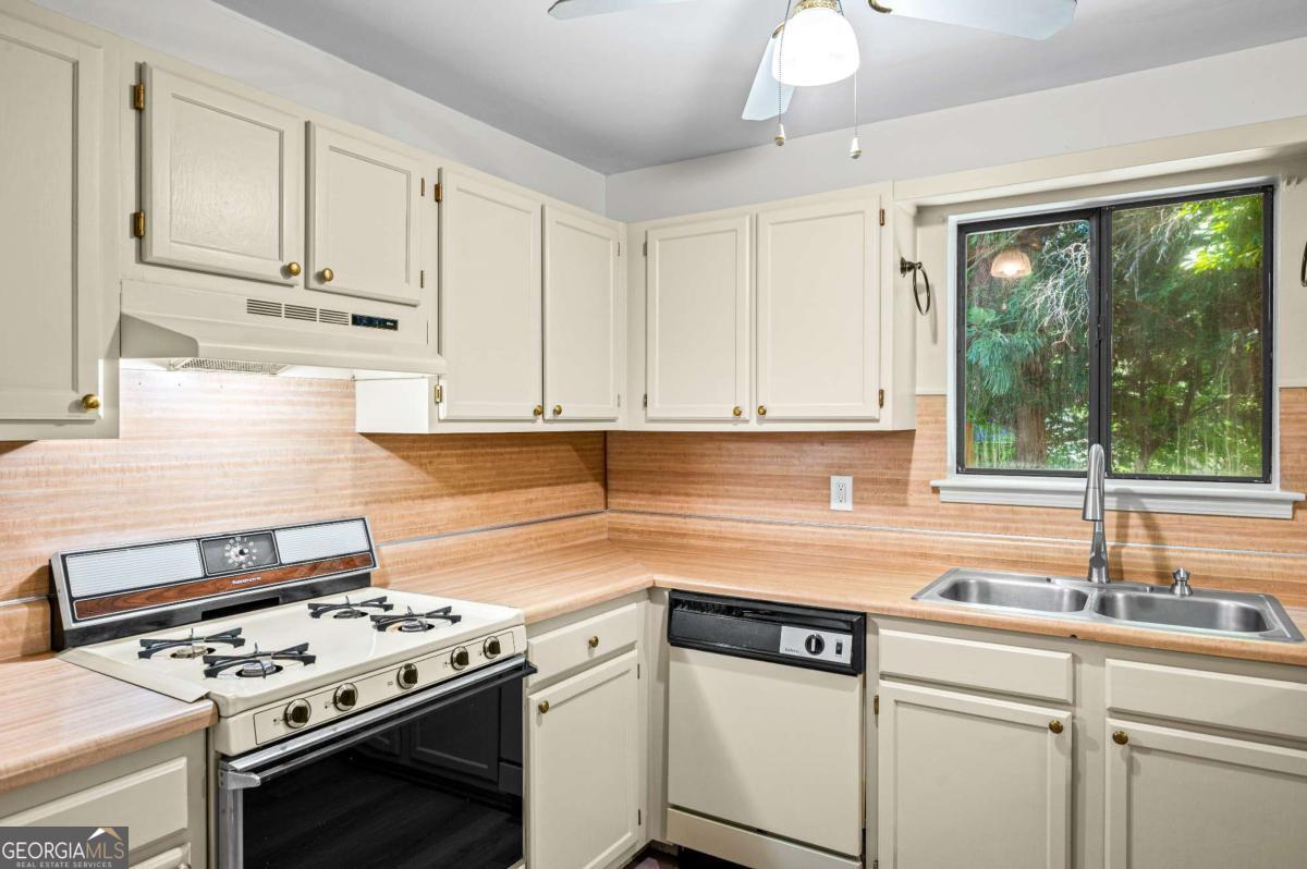 260 Toweridge Drive Marietta GA 30064