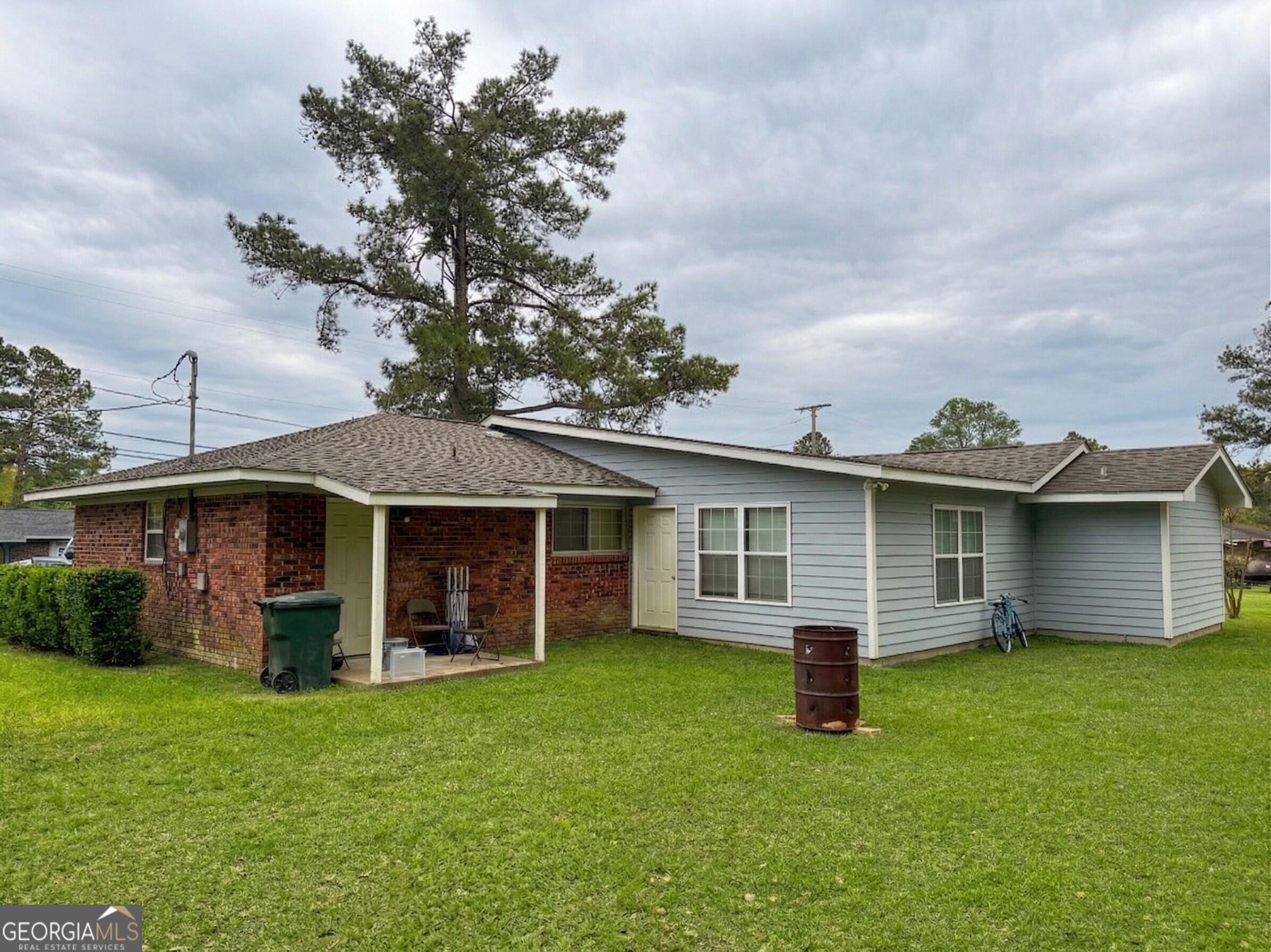 1176 Willie C Harris Drive Cairo GA 39828