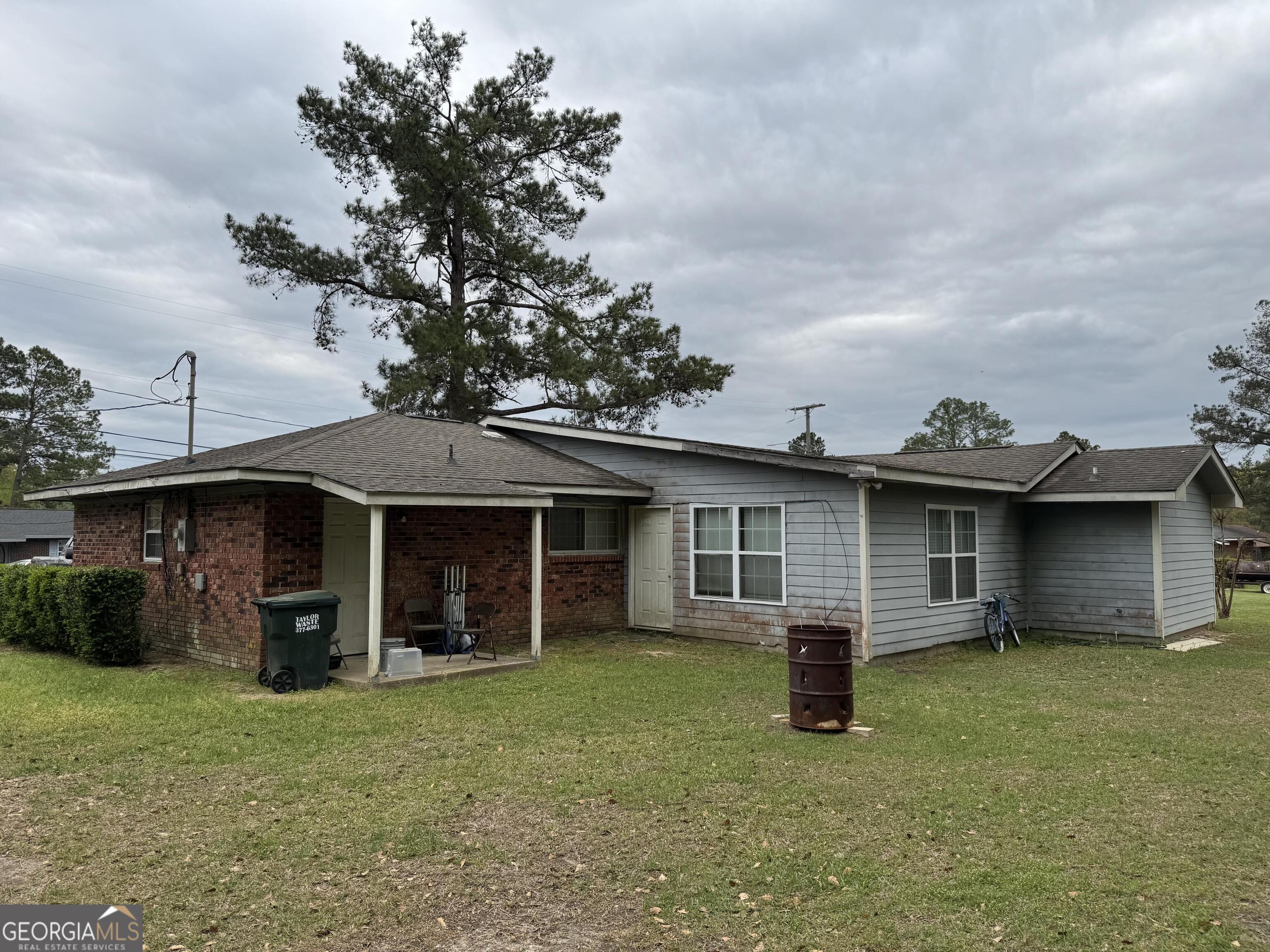 1176 Willie C Harris Drive Cairo GA 39828