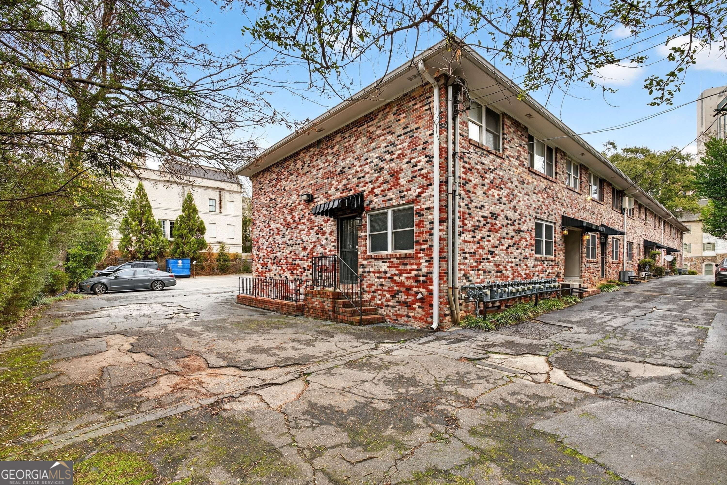 3668 Kingsboro Road NE Atlanta GA 30319