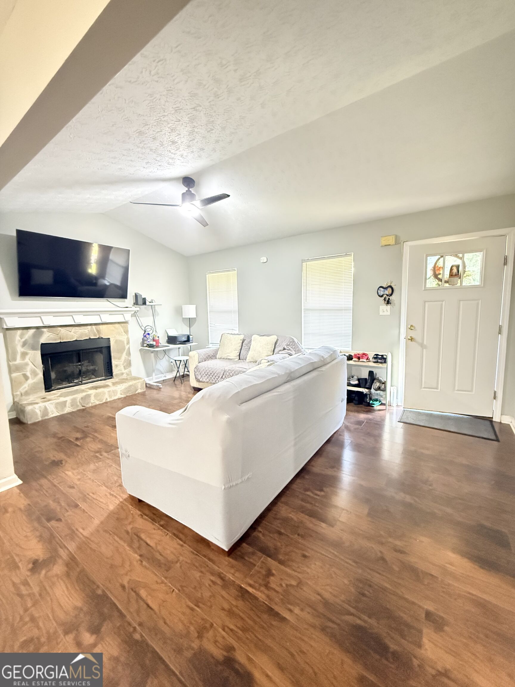 4400 Leafview Drive Gillsville GA 30543